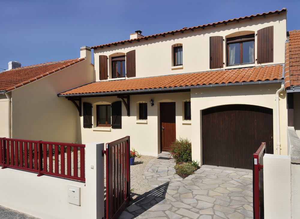 Ravalement-facade-maison-Nantes-apres-Vincent-Entreprise