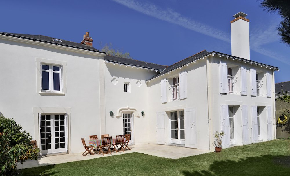 Revetement-impermeabililte-facade-maison-Nantes-apres-Vincent-Entreprise