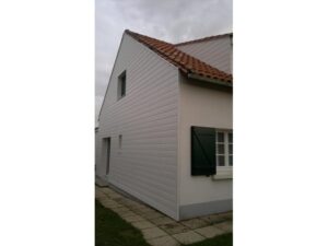 Bardage PVC d'une maison de Basse-Goulaine