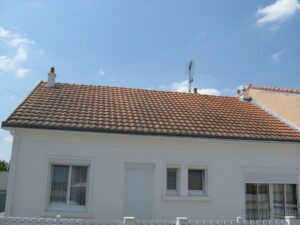 Nettoyage et vernis de rénovation de toiture à Nantes