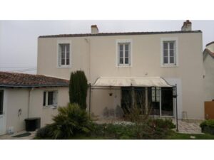Ravalement des façades d'une maison au sud de Nantes