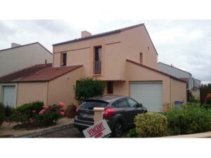 TRAVAUX DE RAVALEMENT A REZE (44440)